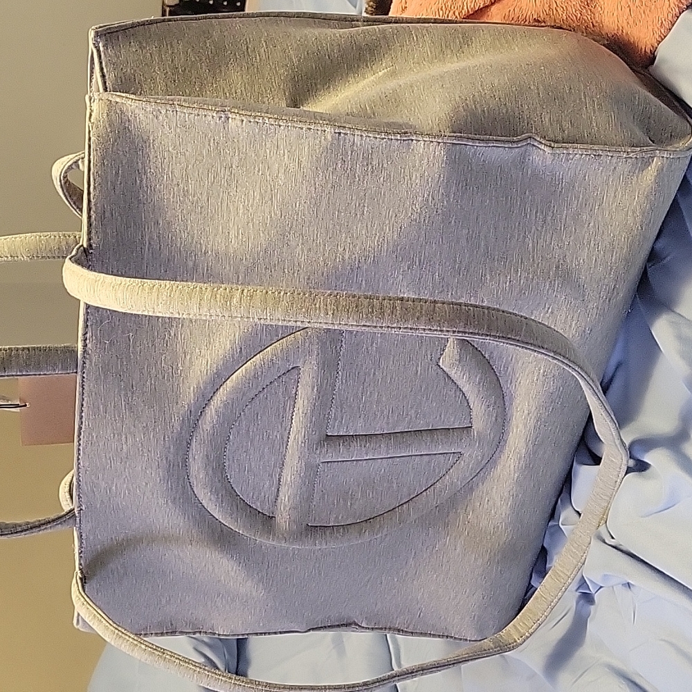 Telfar x ugg shopper tote - Picture 7 of 7